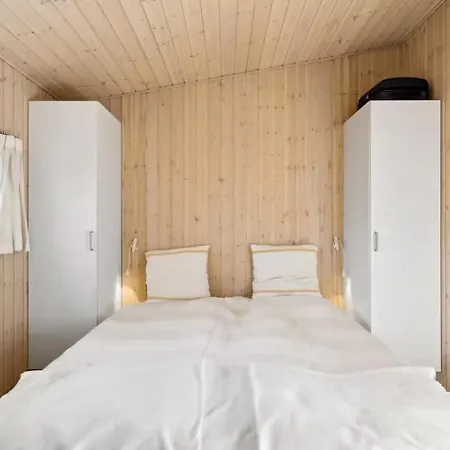 Luxury Lakeside Retreat * Ringsted