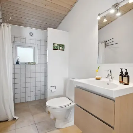 Luxury Lakeside Retreat * Ringsted