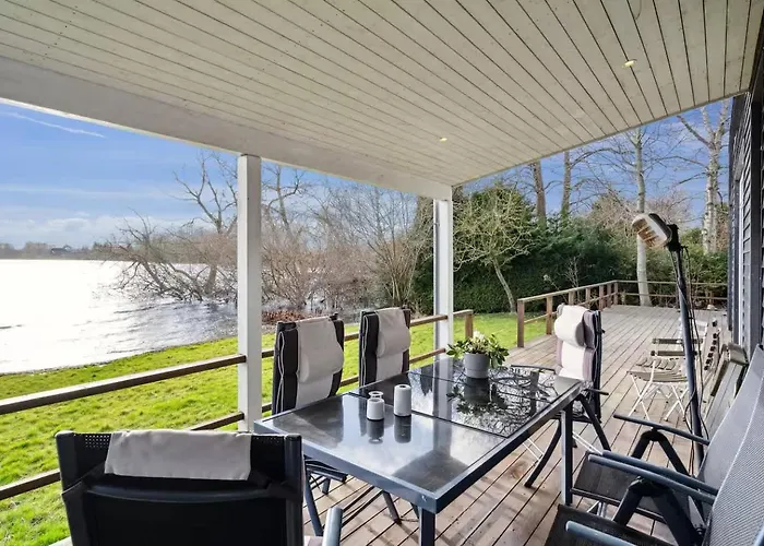 公寓 Luxury Lakeside Retreat 灵斯泰兹
